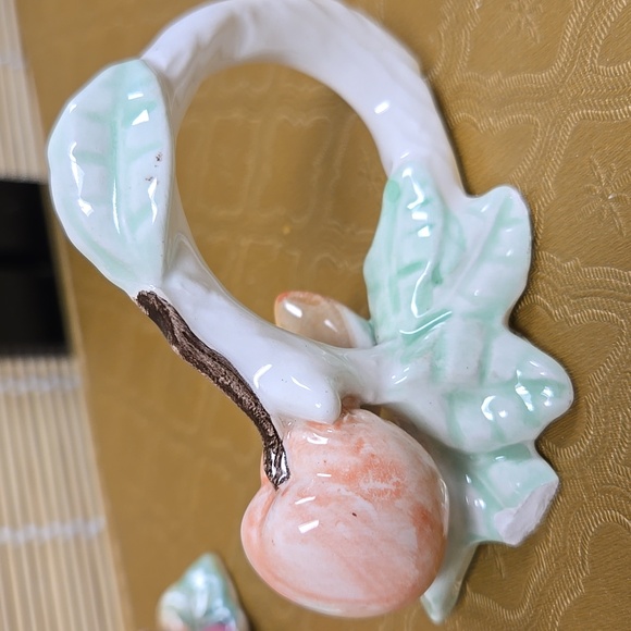 Colorful Ceramic Napkin Rings Set - Picture 3 of 11